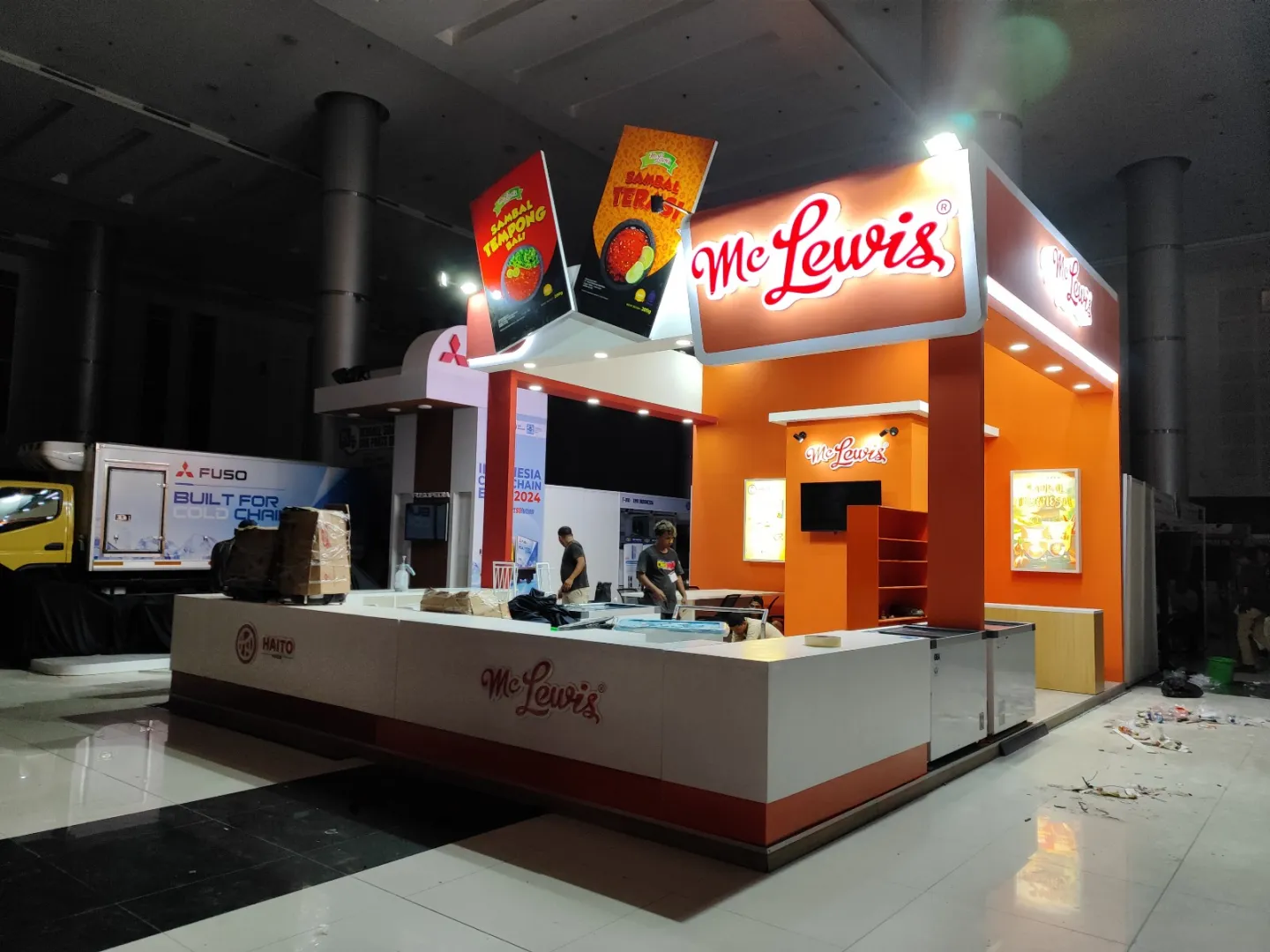 MC LEWIS SURABAYA